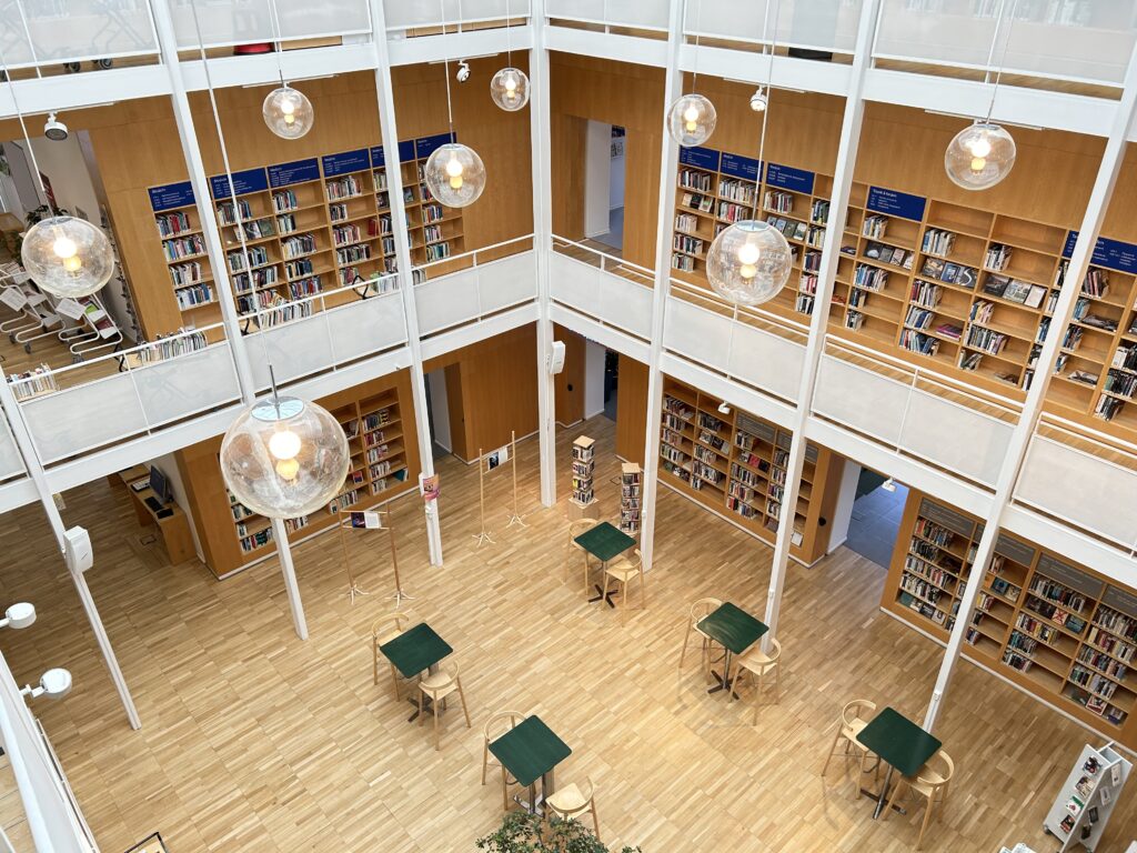 マルメ市立図書館