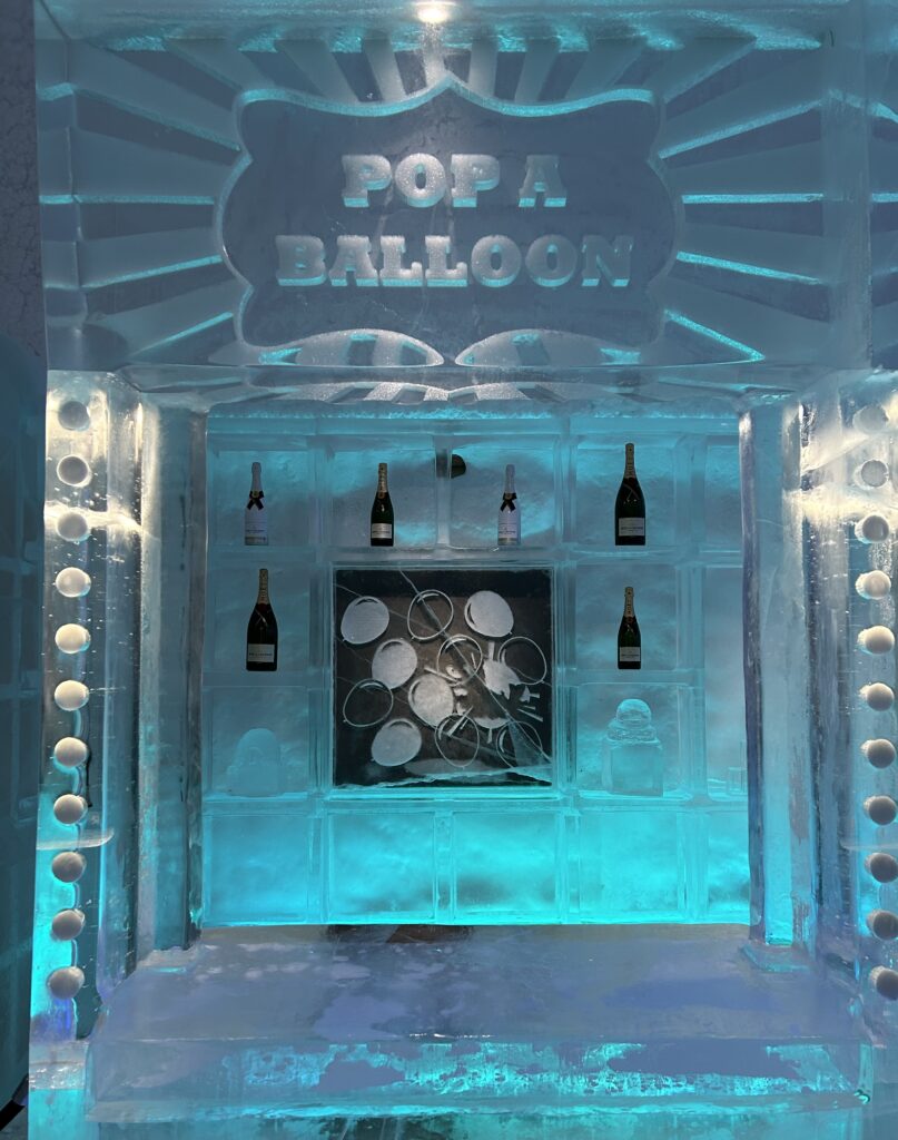 ICE BAR