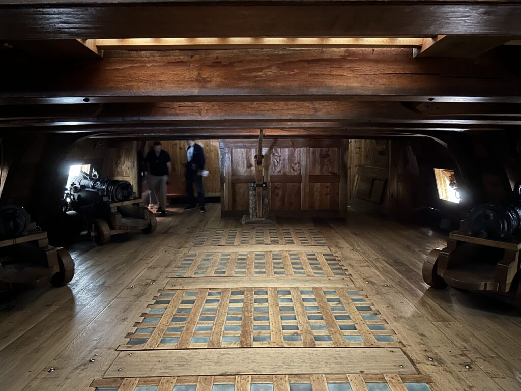 戦艦を模したエリア