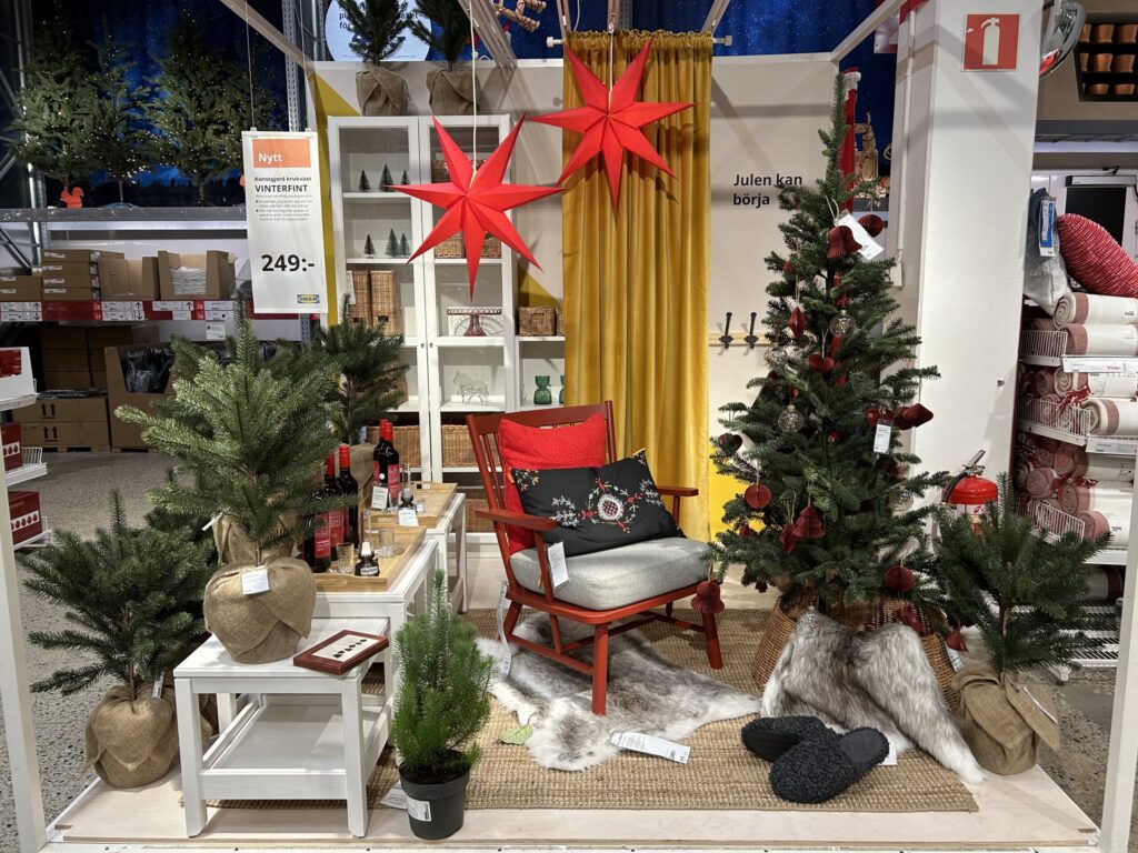 レイアウトなども展示